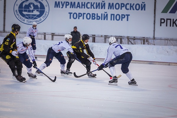 ХК «Мурман» одержал победу в очередном матче в рамках Чемпионата России по хоккею с мячом среди команд Суперлиги- 2021/22