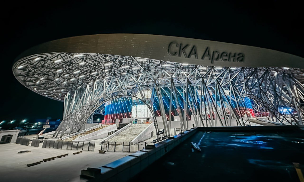 Госстройнадзор Петербурга выдал разрешение на ввод в эксплуатацию нового спортивно-досугового комплекса «СКА Арена». 