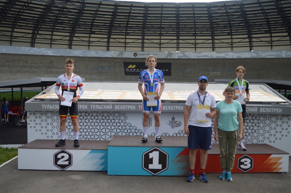 Петербургские спортсмены отличились на Всероссийских соревнованиях по велоспорту на треке