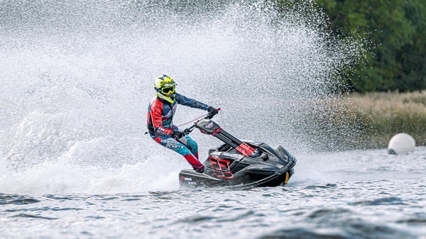В Петербурге состоится этап Кубка России по водно-моторному спорту