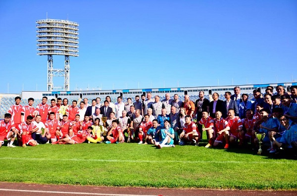 В Петербурге прошел международный товарищеский футбольный турнир