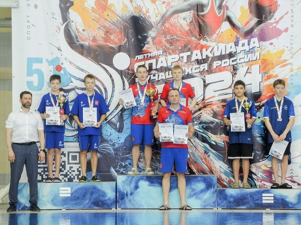 Спортсмены из Петербурга поднялись на пьедестал XII летней Спартакиады учащихся России по прыжкам в воду