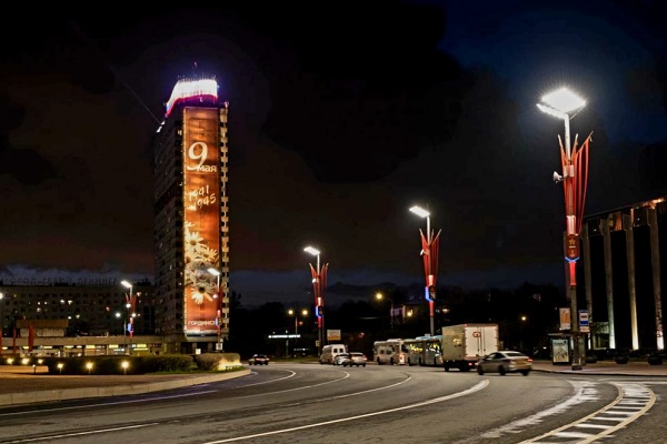 В честь Дня Победы Петербург украсят световые проекции